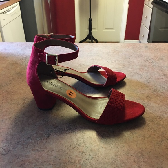 🎄epic sale🎄White mountain red suede sandal - Picture 7 of 10